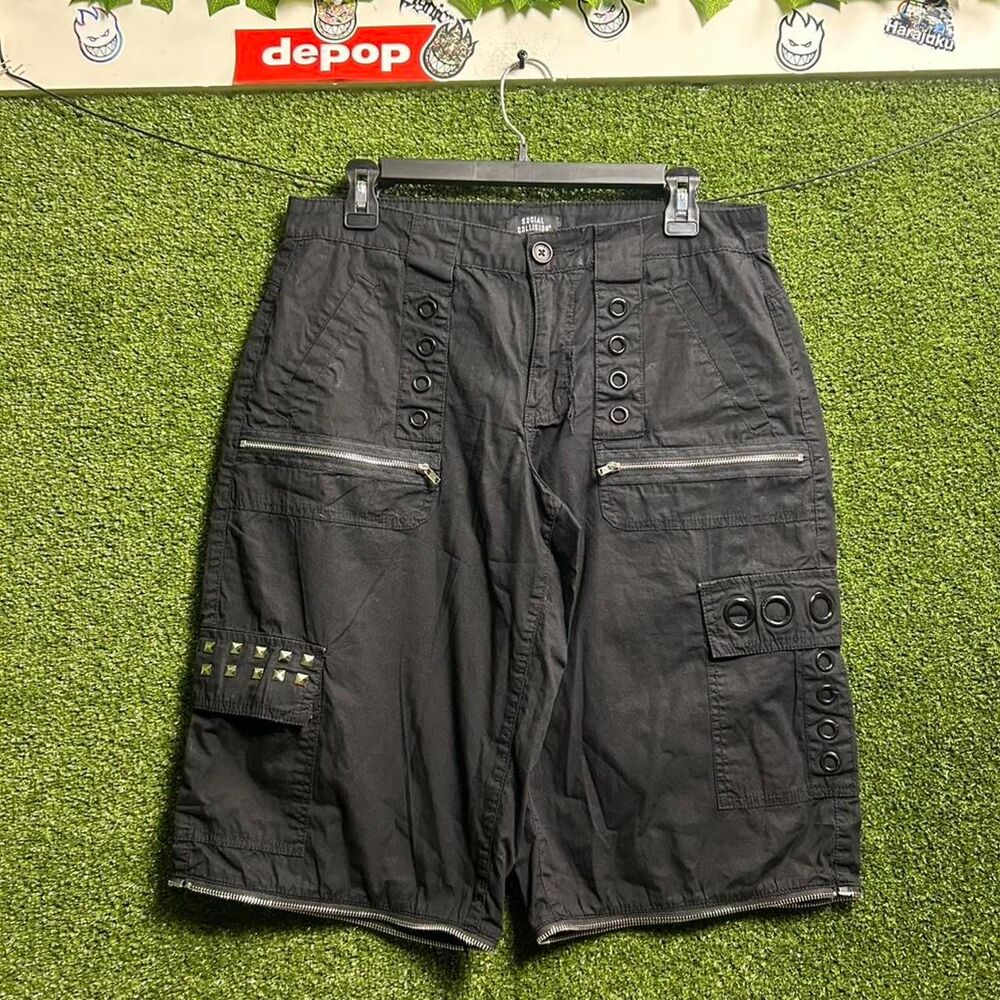 Social-collision Women's Black Shorts